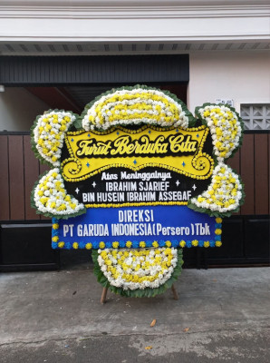 Papan Bunga Duka di Tambang